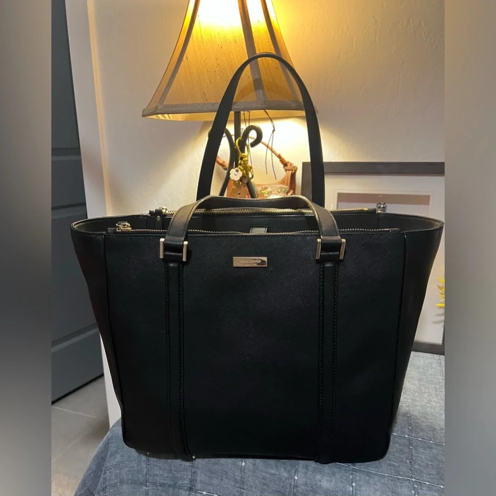 Kate Spade Newbury Lane Briar Black Safiano Leather Carry All Tote Bag